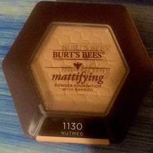 Burt’s Bees powder foundation